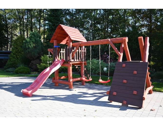 Massivholz Spielturm THEO... Massivholz Spielturm THEO...