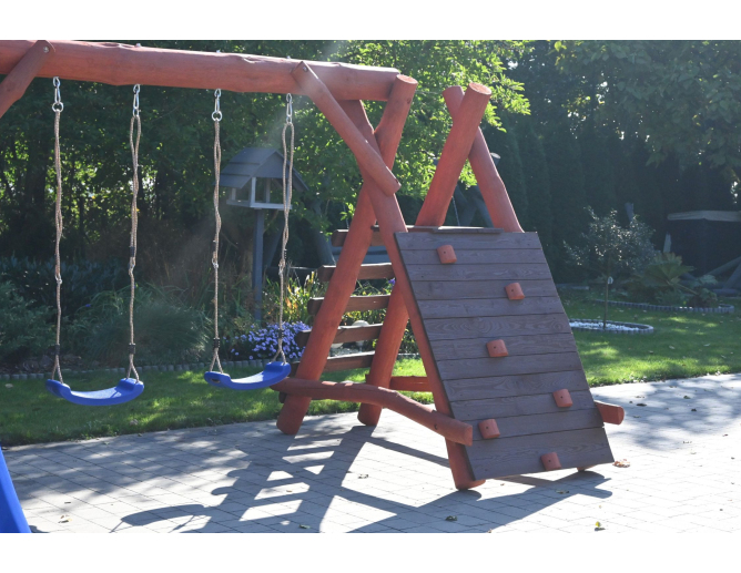 Massivholz Spielturm THEO... Massivholz Spielturm THEO...