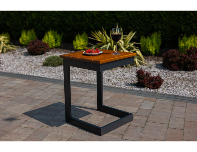 Beistelltisch aus Erlenholz + Metall... Beistelltisch aus Erlenholz + Metall...