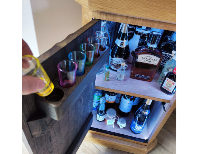 Große Flaschenbar JACK PREMIUM... Große Flaschenbar JACK PREMIUM...